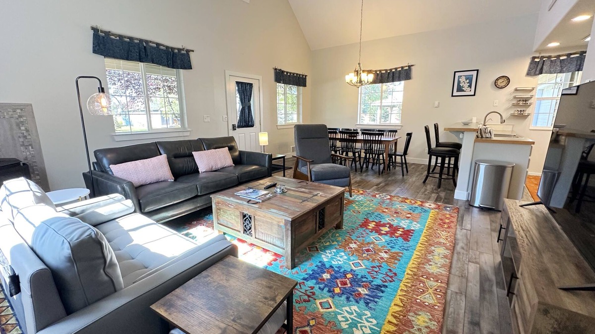 Creekside Meadows House | Inviting Family Retreat w/Hot Tub in Driggs