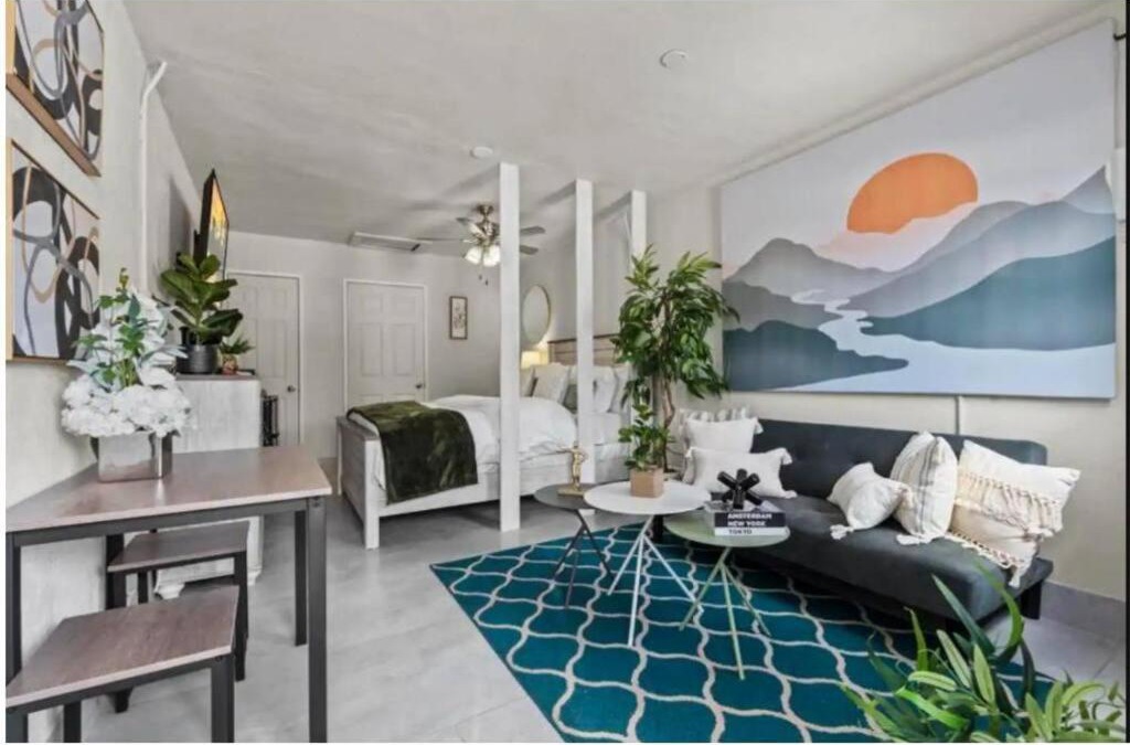 Bryant Apartment | Inviting Oasis - Cozy, Spotless, and Comfortable Room