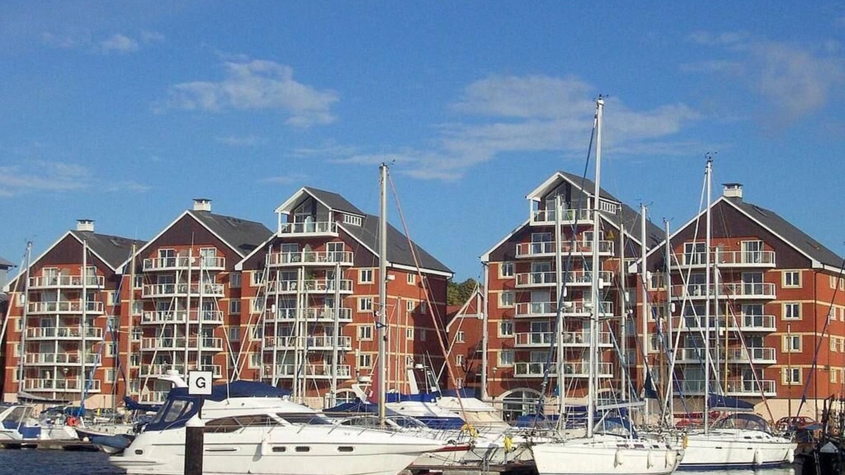 Ipswich Apartment | Ipswich Marina Penthouse Apartment