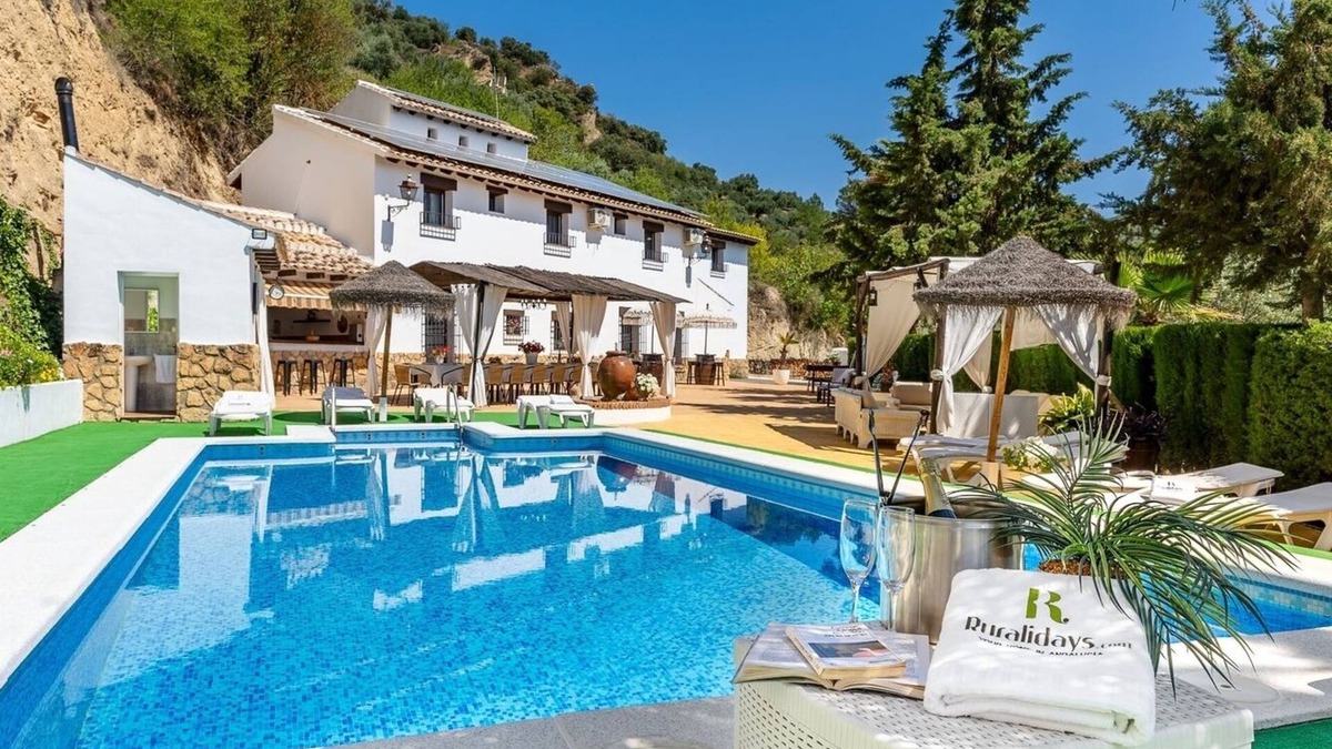 Montefrio Villa | Iratxe Montefrío by Ruralidays