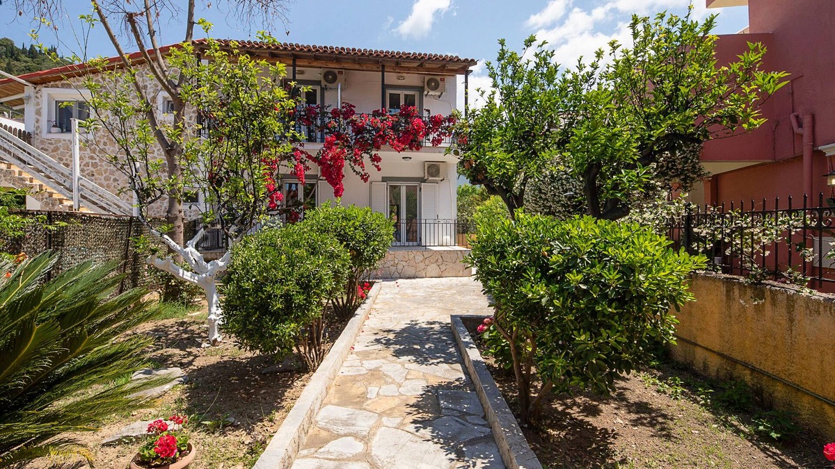 Agios Gordios Apartment | Irini apartment, 2 bedrooms, central Agios Gordios, 5 minute walk to the beach.