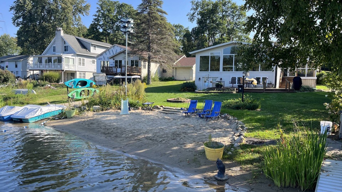 Moscow House | Irish Hills -Perfect Place to make memories!