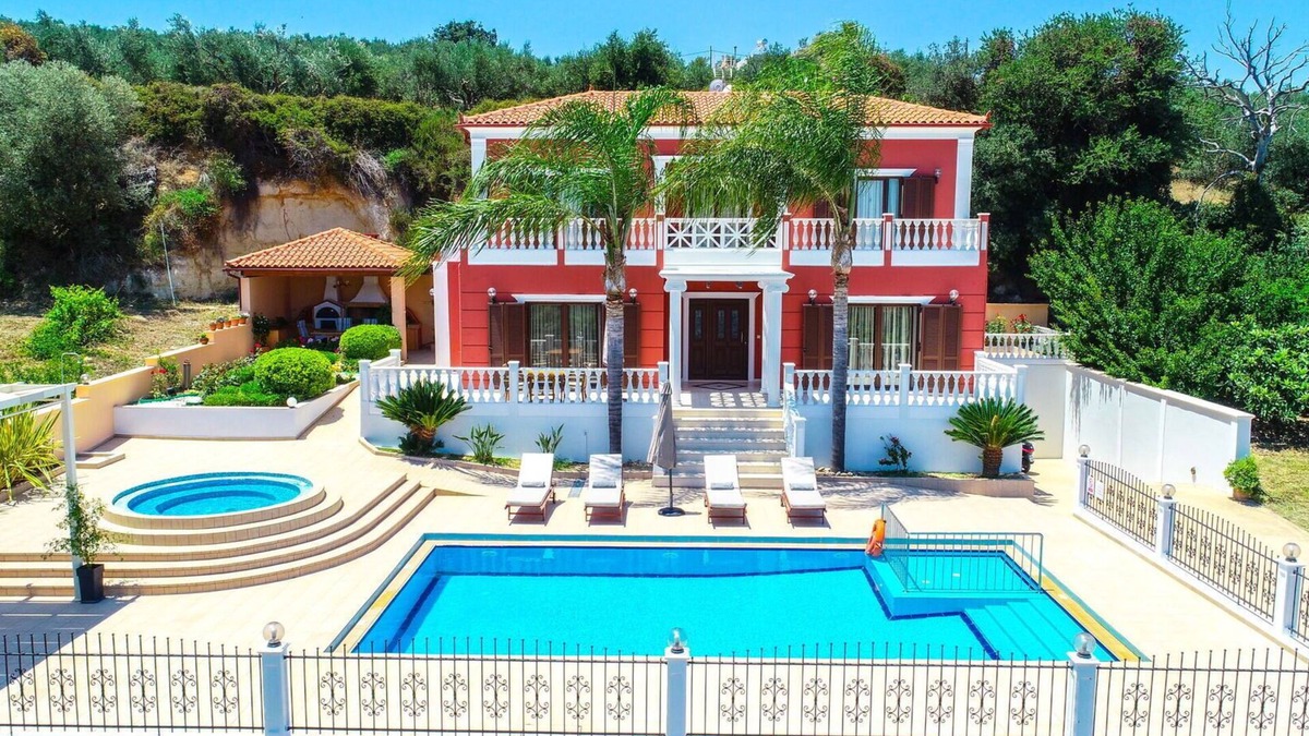 Polemarchi Villa | Iro Royal Villa – Villa with private pool in the hills of western Chania, Crete