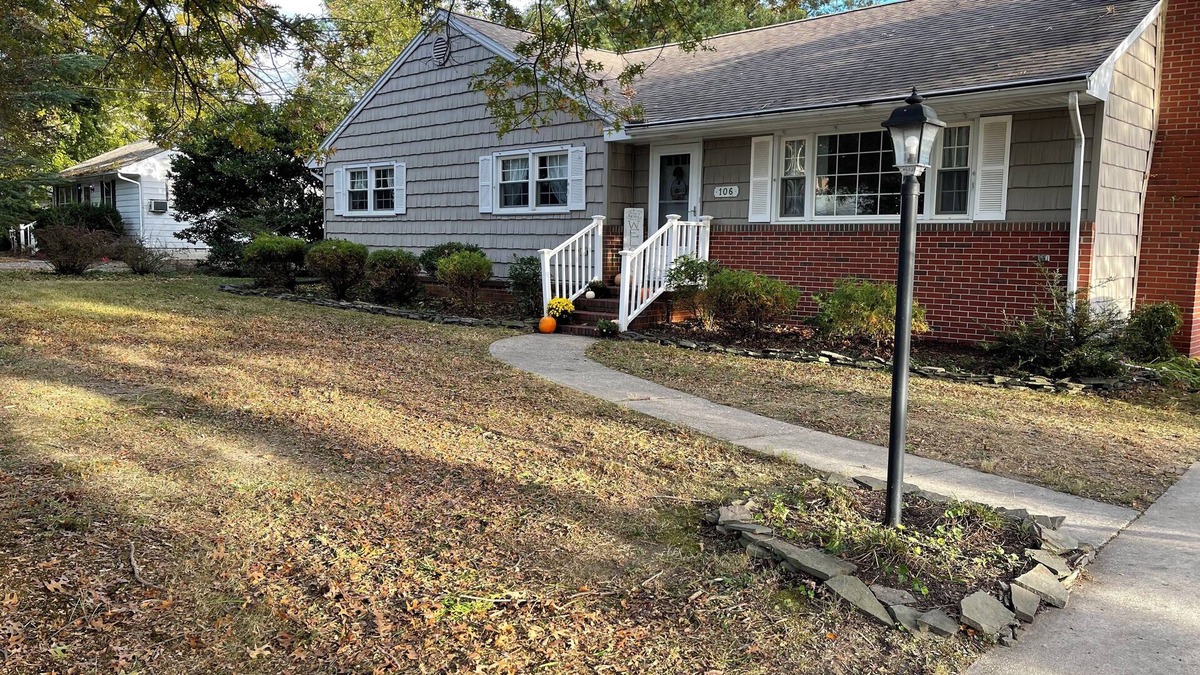 Algonquin House | Ironman & Eagleman - 4-bedroom house in charming Cambridge.