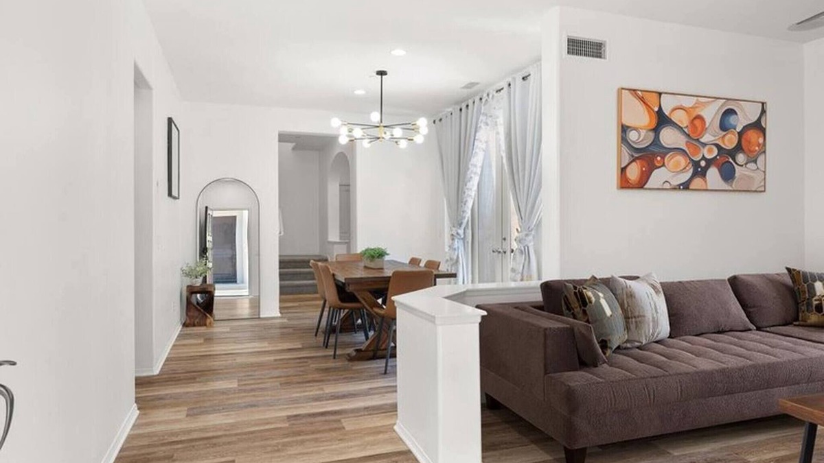 Woodbury House | Irvine Inn Love | Pool | BBQ | Firepit | Clubhouse