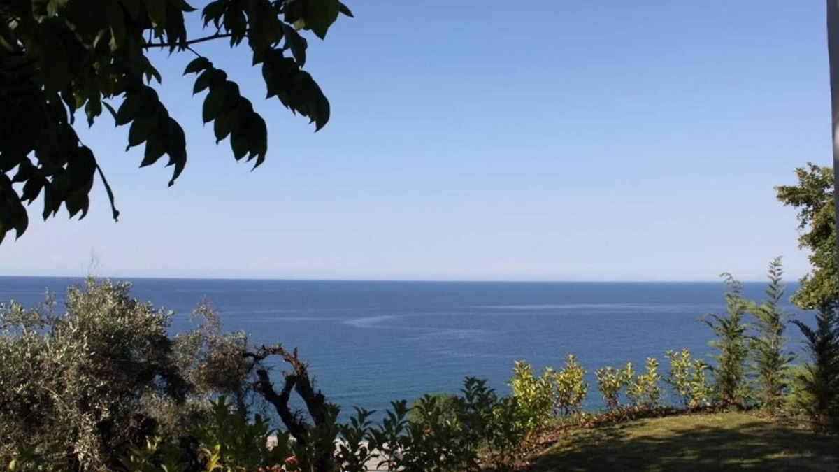 Zagora-Mouresi Apartment | Isabel Artemis Chorefto - Selene