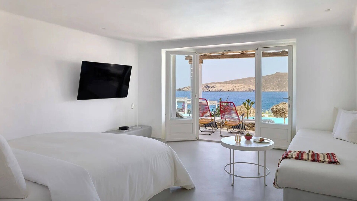 Mykonos Apartment | ISholidays Mykonos Lolita Junior Suite Sea View