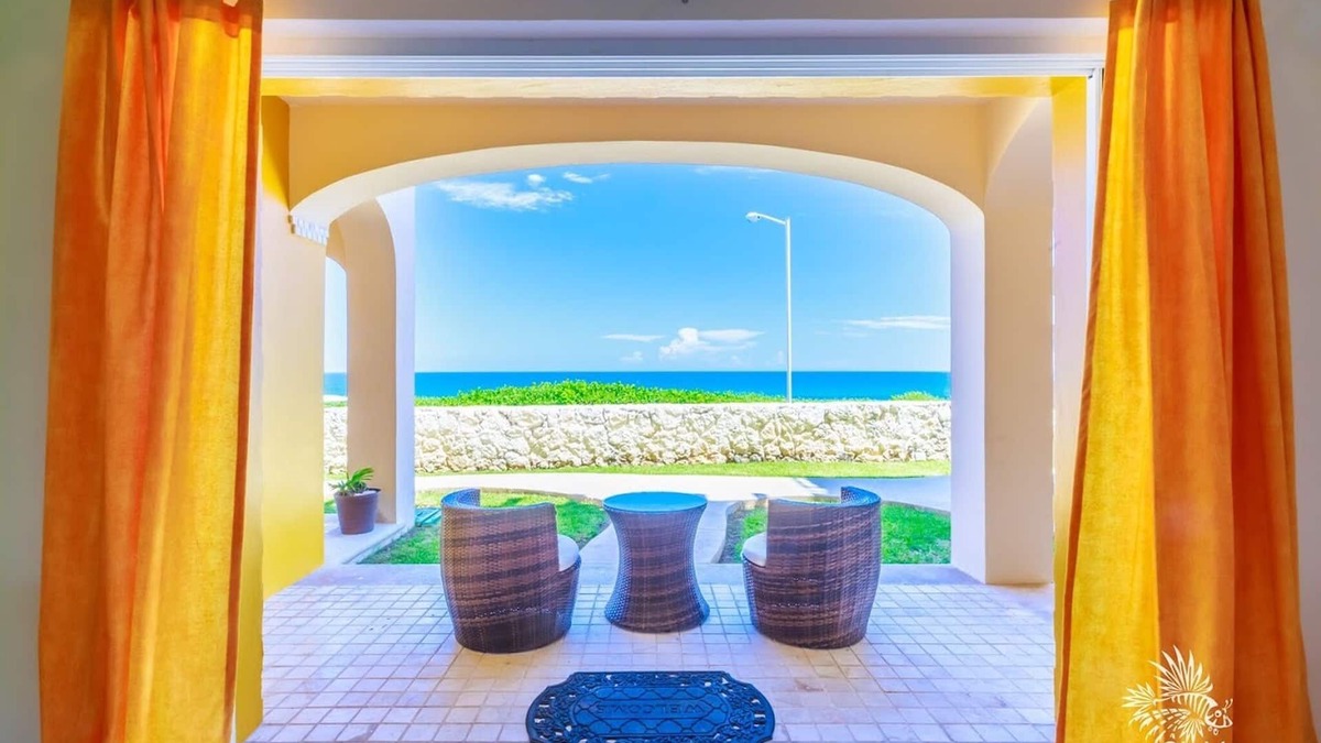 Isla Mujeres Condo | Isla 33 Stunning Oceanfront Villa Bienvenida