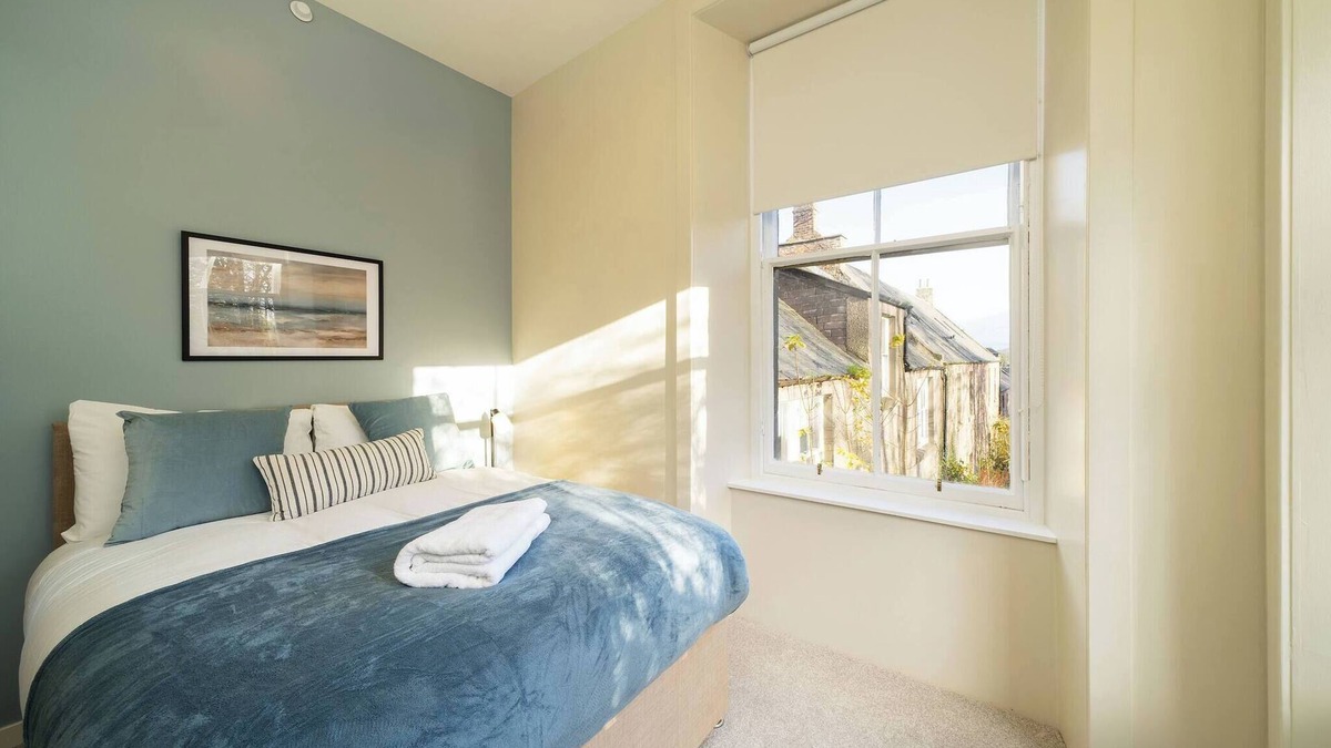 Montrose Apartment | Isla @ Benmore Apartments (1st floor 3 bed)