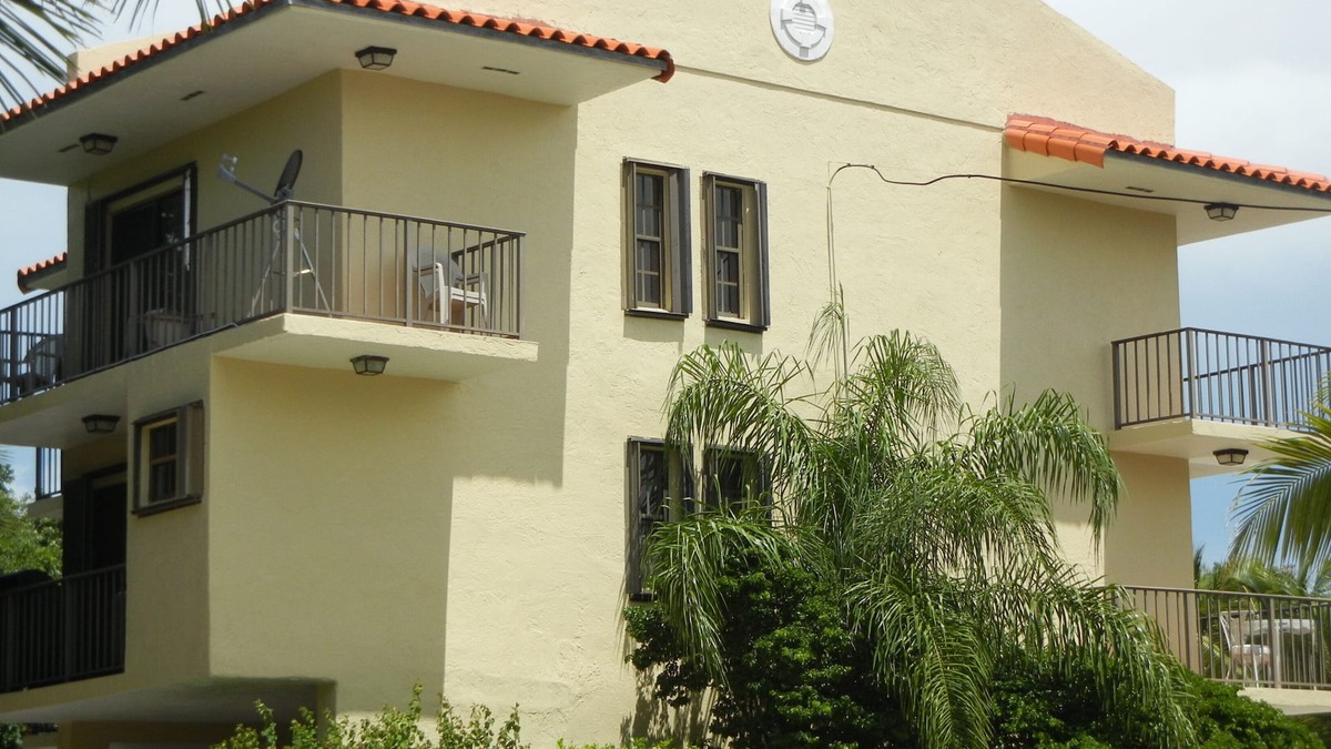 Islamorada House | Islamorada Paradise! Luxury Townhouse! Sleeps 4-6 Boat Slip And Pool
