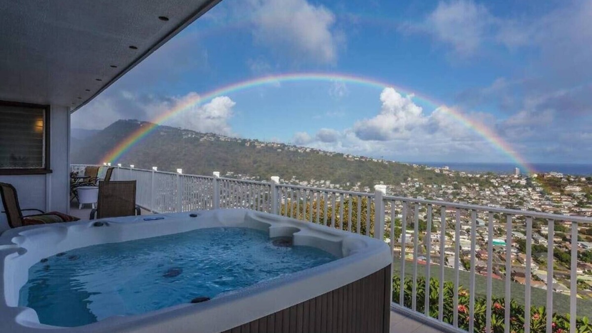 St Louis Heights House | Island Adventure: Minivan Rental, Contact Us for Stays Under 30 Days