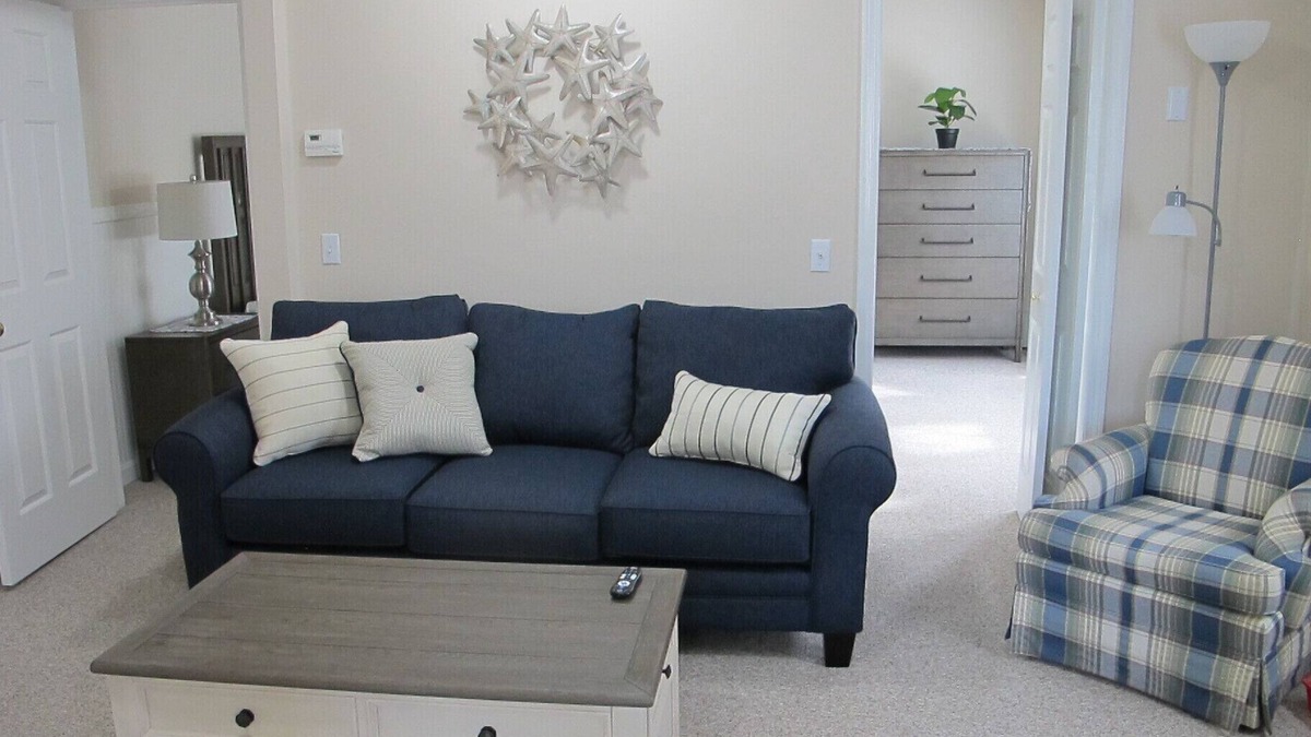 Jamestown Apartment | Island Apartment in the Heart of Jamestown