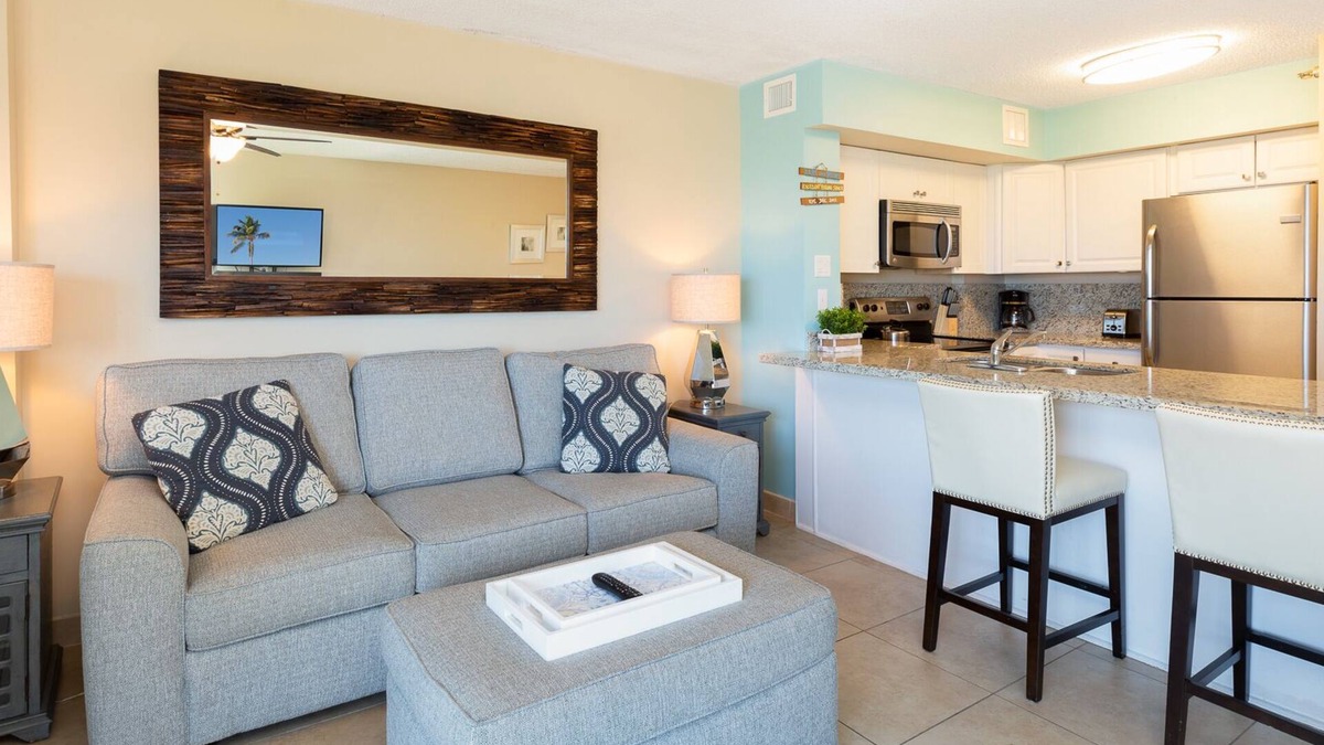 Blue Waters Condo | Island Dreaming in the Heart of Tavernier - Pool, Pickleball & Marina