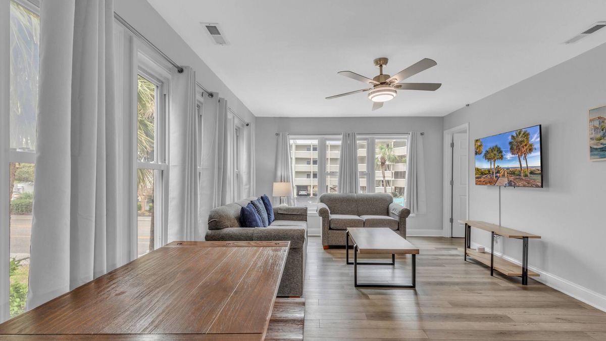 Windy Hill Condo | Island palms