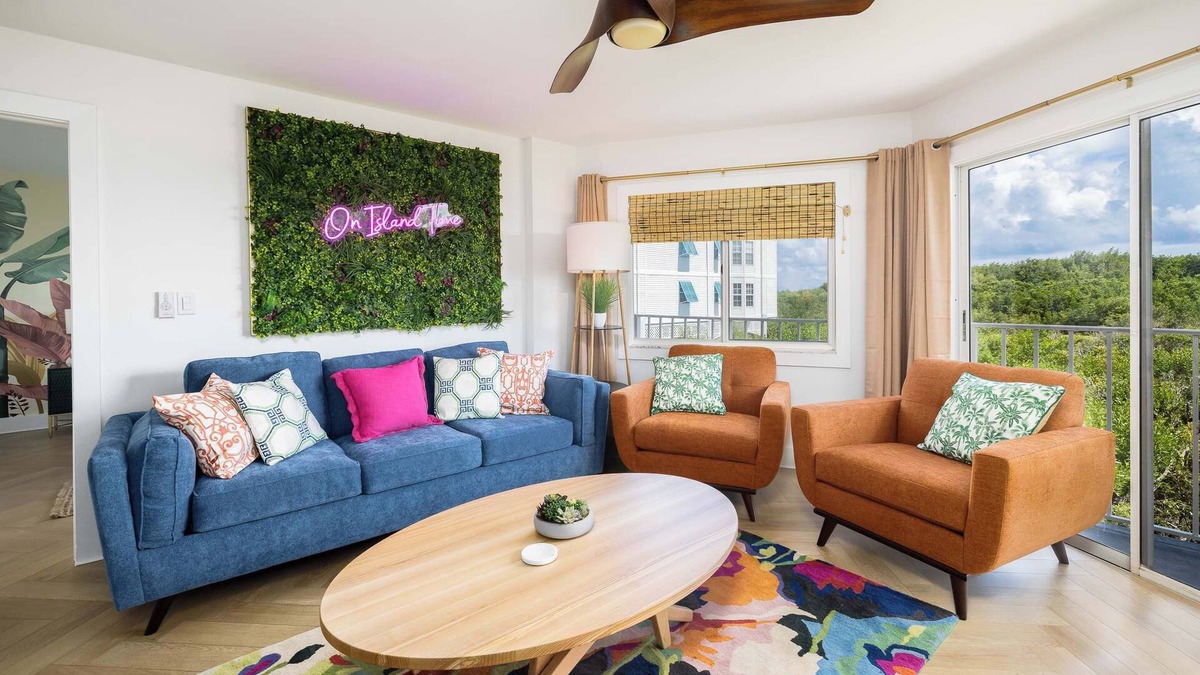 Blue Waters Condo | Island Time at Ocean Pointe Luxe 2 King Spa BR/BA, 2 Balcony