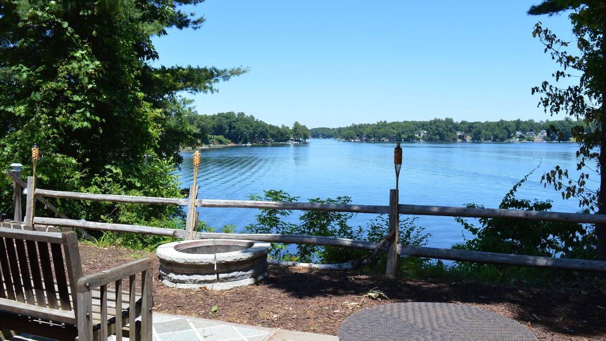 Southwick House | ISLAND WATERFRONT Sleeps up to 8
