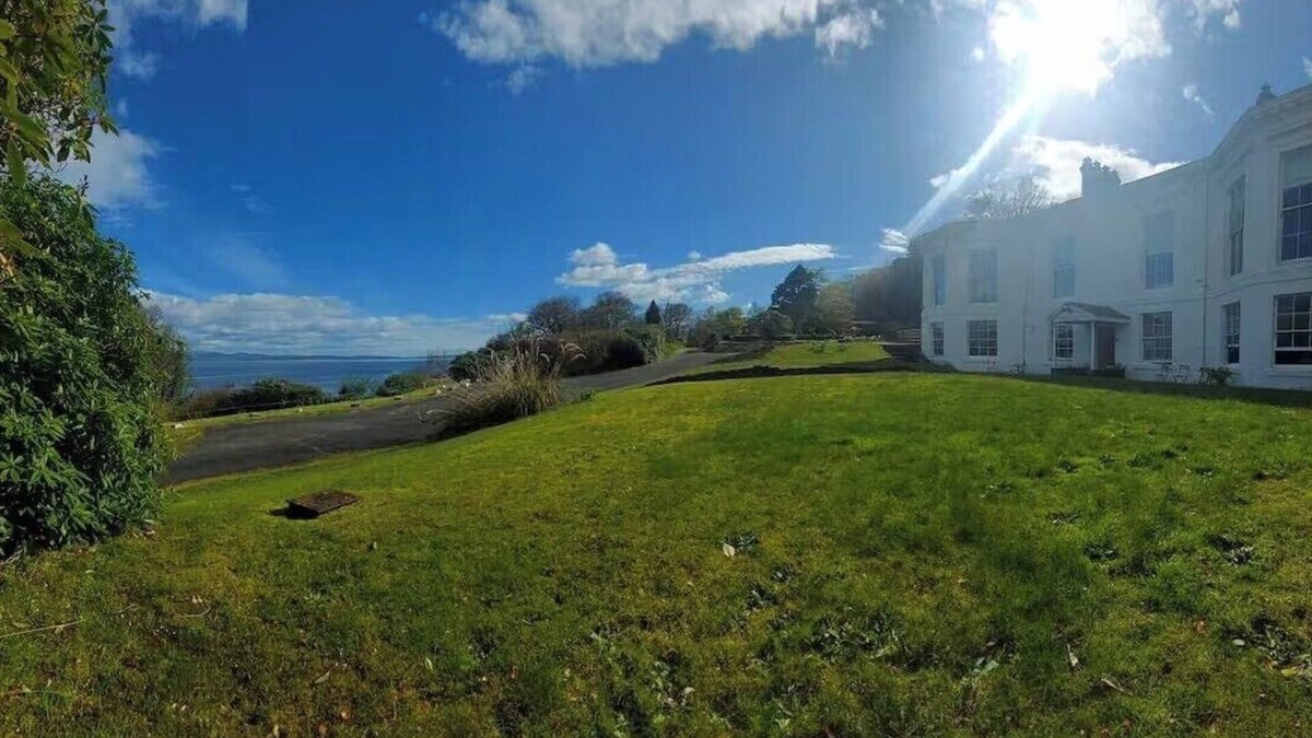 Rothesay Apartment | Isle of Bute House SeaView-Garden-PetsOK-FreeP