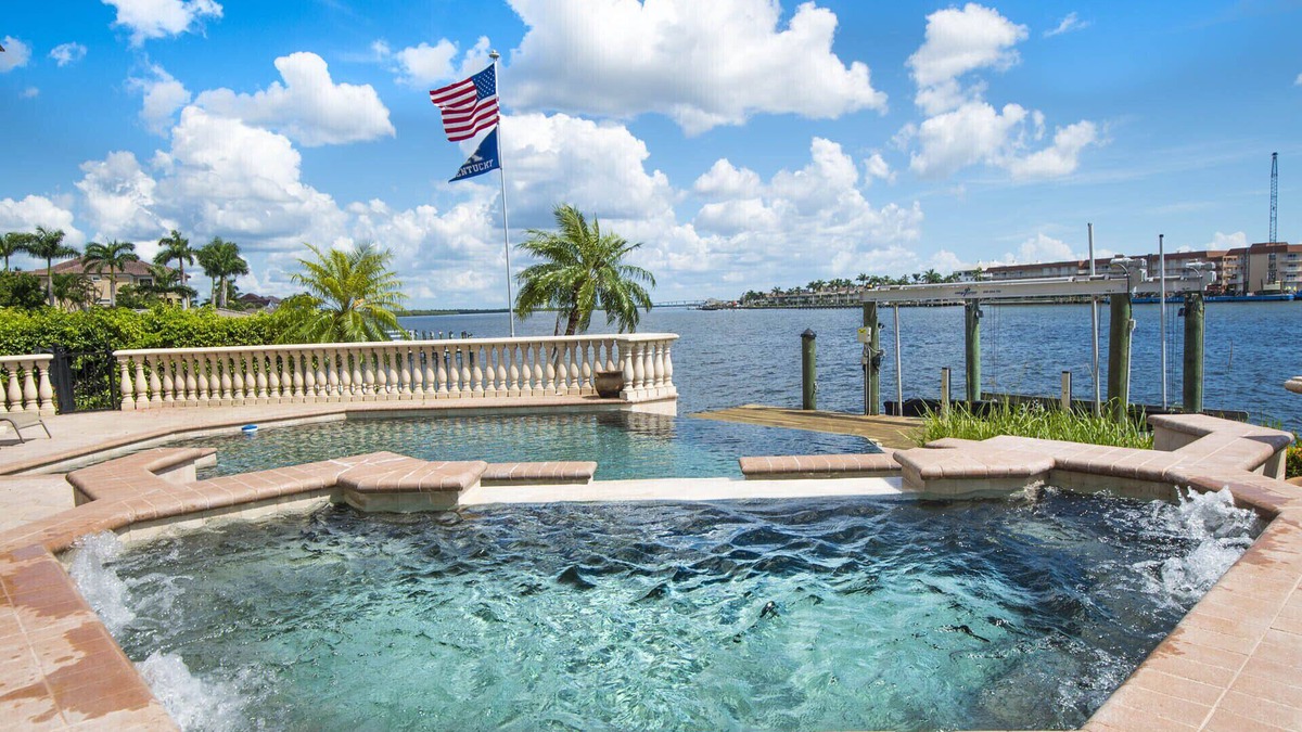 Isles of Capri House | Isles Of Capri & Marco Island area! Live Like Royalty In The 10,000 Islands -