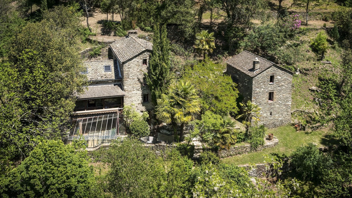 Saint-Germain-de-Calberte Cottage | Isolated gîte in the Cévennes, haven of peace, natural swimming pool on large wooded grounds