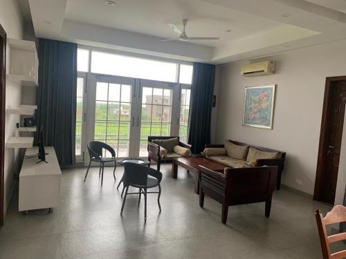 Chandigarh House | IT City Luxe Homestay-Secure & Comfortable Stay in Mohali