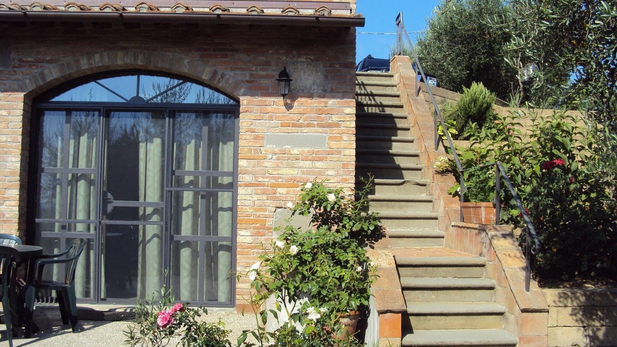 Marti Apartment | Apartment into Tuscany Hills