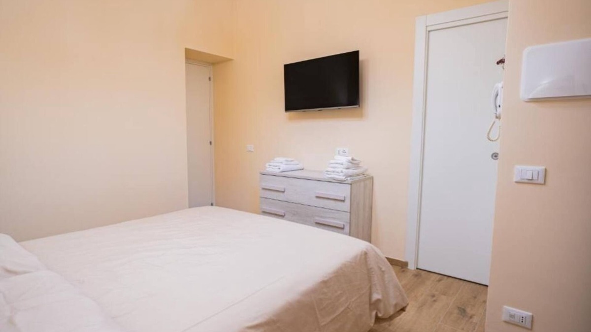 Termini Imerese House | Tribunale Suite - Comfort and Relaxation in the Heart of Termini Imerese