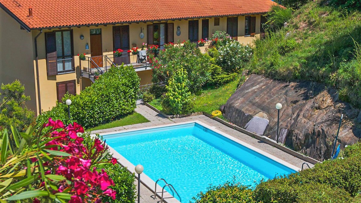 Maccagno con Pino e Veddasca Apartment | With great attention to detail furnished studio apartments in a residence with pool