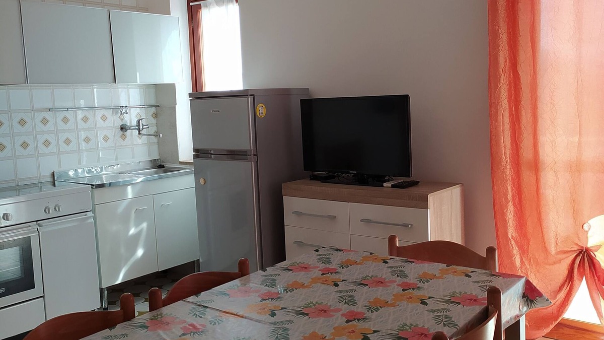 Lido del Sole Apartment | Lovely one-bedroom apartment 2 steps from the sea