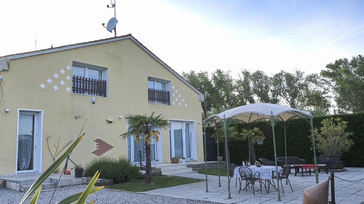 Codevigo Villa | Lagoonside Elegance with Sauna