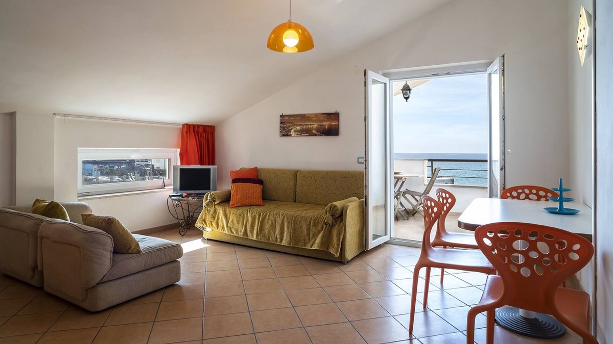Santa Maria di Castellabate Apartment | Apt Topazio - Villa Preziosa, sea front with terrace