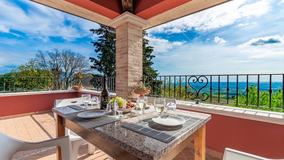 Serrungarina House | Italian Experience - Alloro Holiday Home