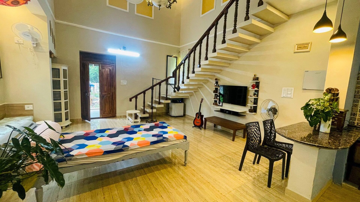 Auroville Villa | Italian vibe luxury villa with pool and garden