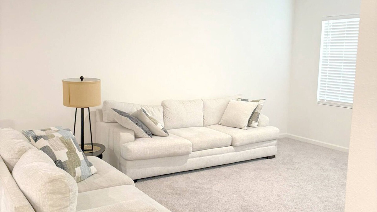 Weston House | Ivana Lodge 3-Bed Room, 3-Bath Retreat