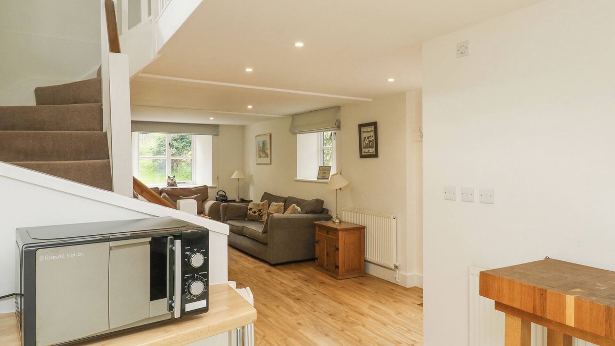 Ottery St Mary Cottage | Ixworth Cottage