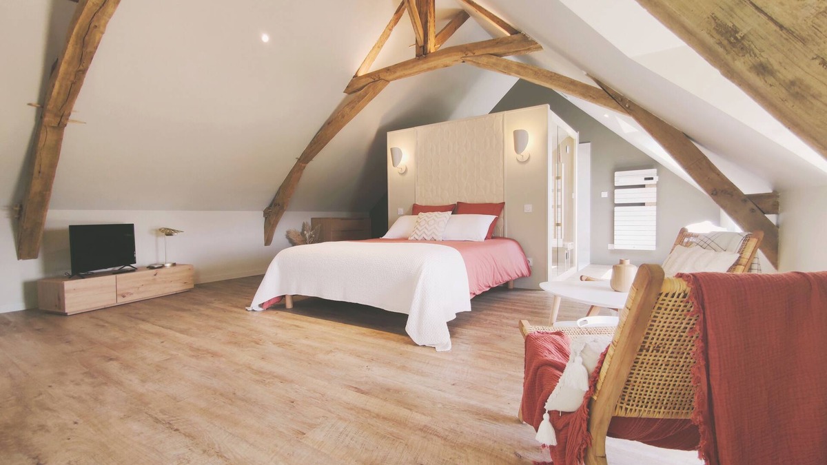 Saint-Ouen-des-Toits House | Izoë - Country guest suite with private FINNISH SAUNA