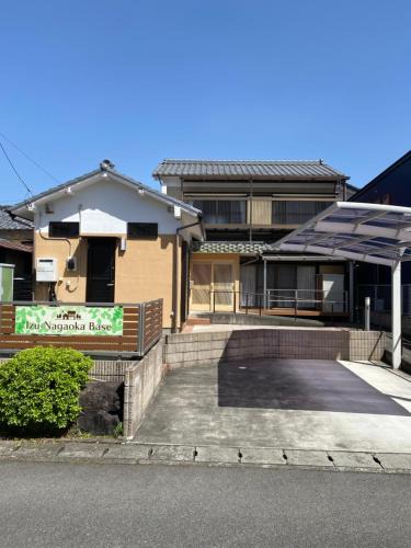 Izu Nagaoka Onsen House | Izu-Nagaoka Base