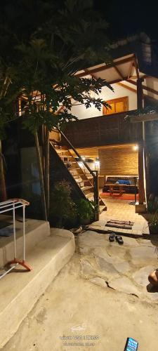Sumbawa Barat Villa | J home stay
