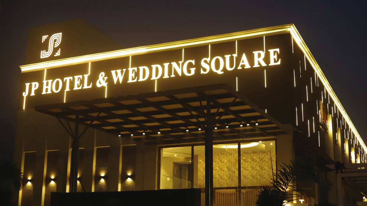 Pilibhit Hotel | J P HOTEL AND WEDDING SQUARE
