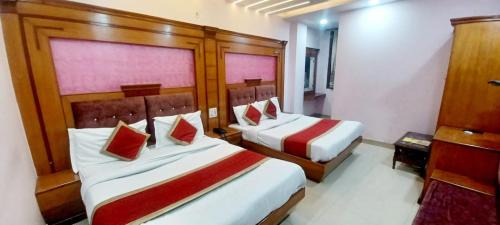 Khagaria Hotel | J R International