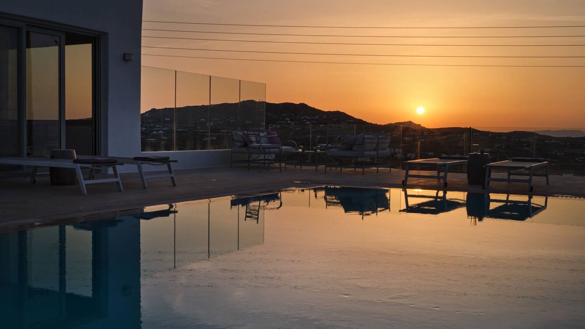 Psarou Villa | J View Villa Mykonos