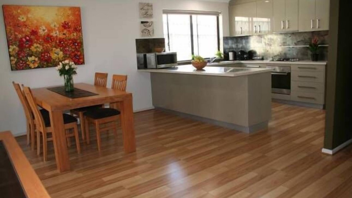 Evanston Park House | Jacaranda Homestay