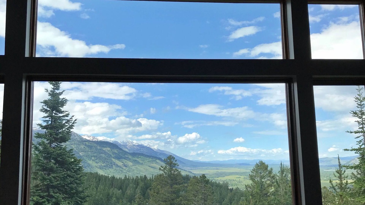 Indian Paintbrush House | Jackson Hole Cabin with Incredible Views - Hot Tub, Sauna, Private, Sleeps 8