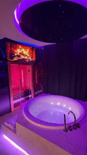 Warszawskie Apartment | Jacuzzi Glass-House Rakowicka 20 Central Station