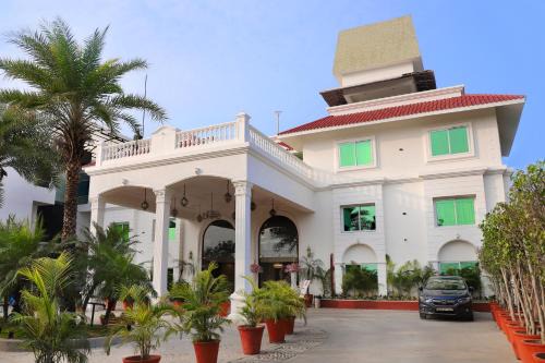 Indore Hotel | JALSA HOTEL & BANQUETS,Indore