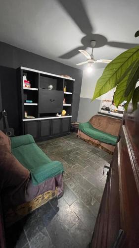 Porto Novo Hostel | Jamboo Saqua Hostel