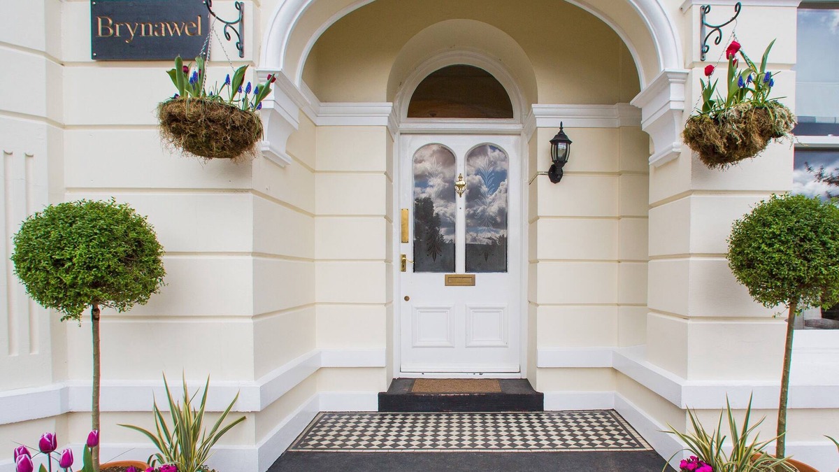 Merthyr Tydfil House | James Place @ Brynawel