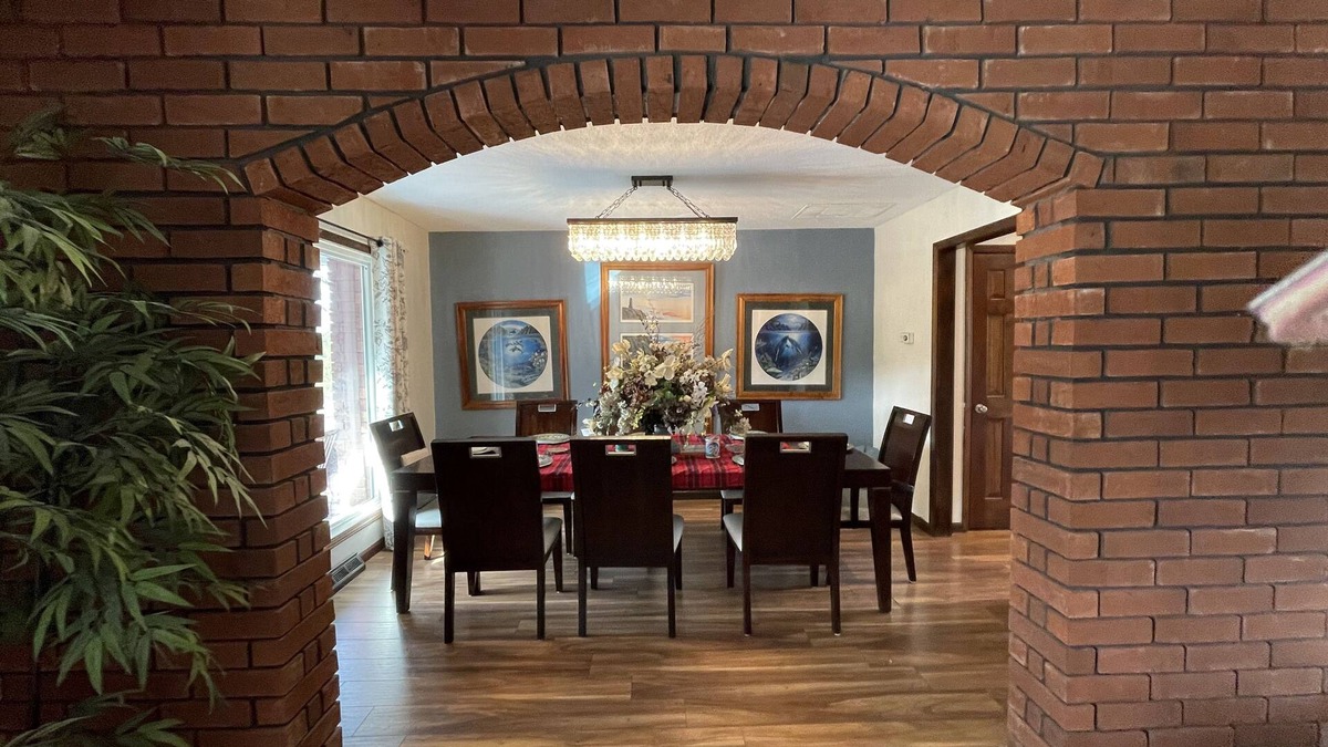 Nixa House | James River Retreat 4 bedroom/4 bath