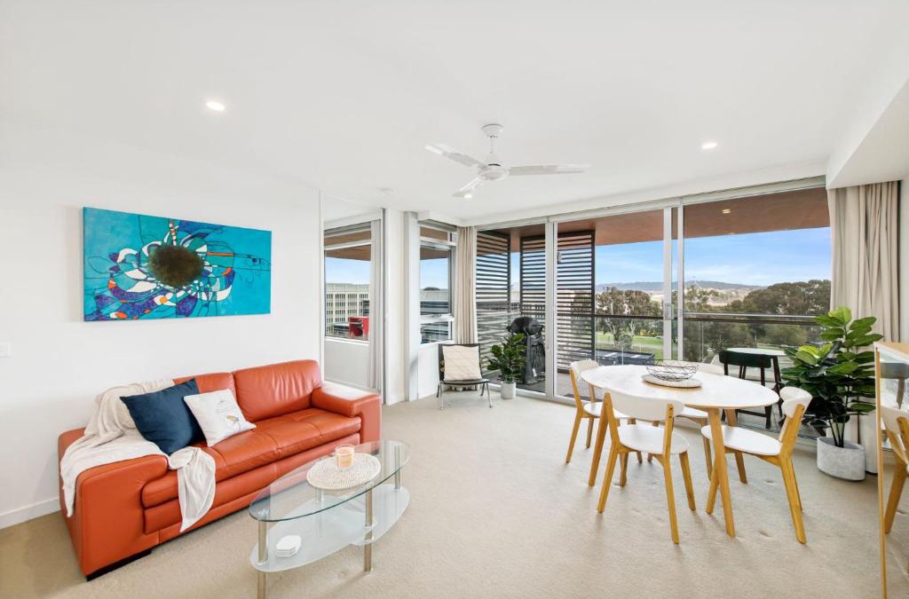 Reid Apartment | Jamieson - Lakeview Apt