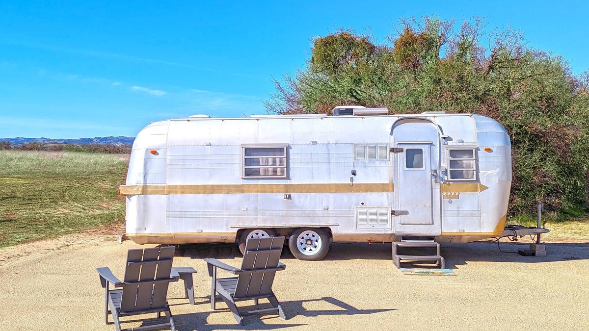 Paso Robles RV Rental | Janis Jopplin Trailer - Janis Jopplin Themed Vintage Trailer on Vineyard