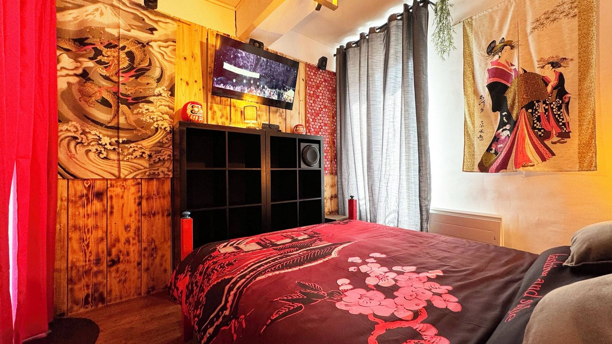 Crecy-en-Brie Apartment | Japan Room - Near Disneyland